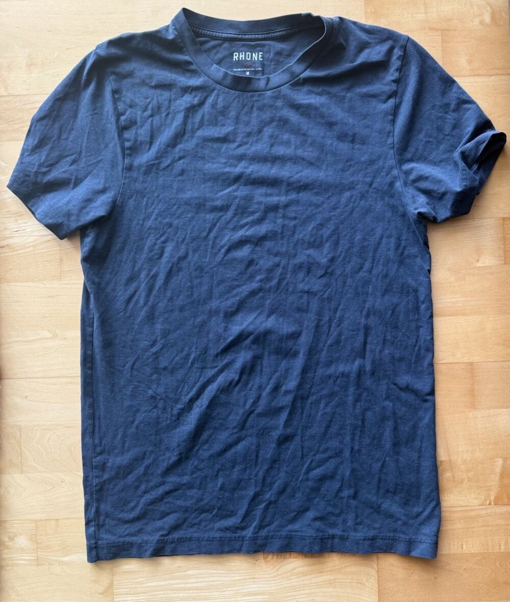 Rhône Men’s Size M Compass Knit Tee Deep Sea Blue True Navy EUC classic